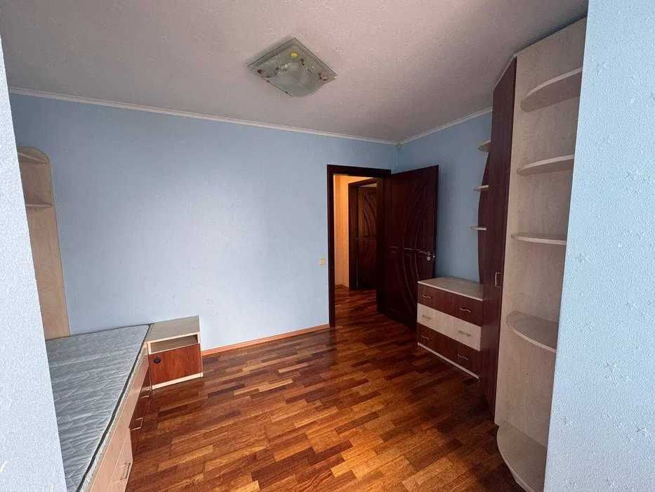 пр Берестейський 103, простора 4к, м Житомирська,Святошино