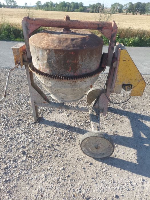 Betoniarka Defro 150l  Zasilana na 230v Mieszalnik Na Korbkę Do Betonu Transport