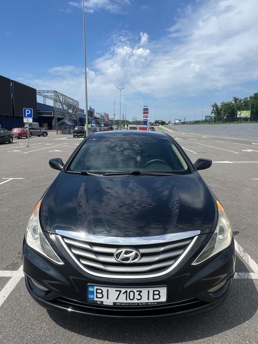 Hyundai sonata 2011