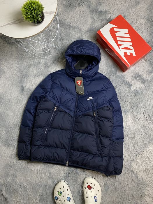 Продам чоловічий пуховик Найк Primaloft