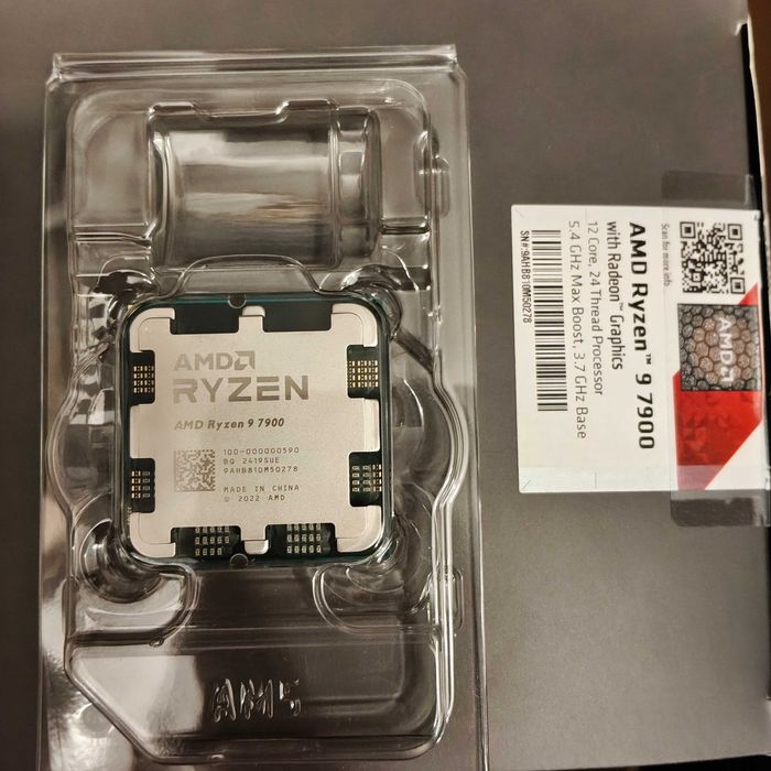 AMD Ryzen 9 7900 Box, 34+ miesiące gwarancji.