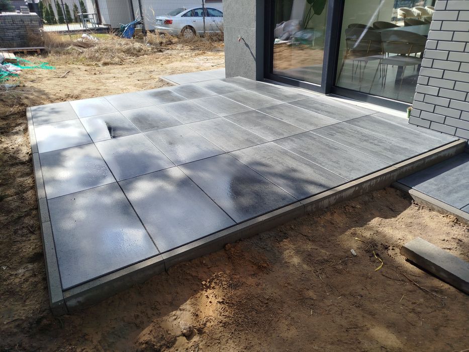 Usługi Brukarskie. Usługi minikoparka .Usługi wywrotką do 3.5t