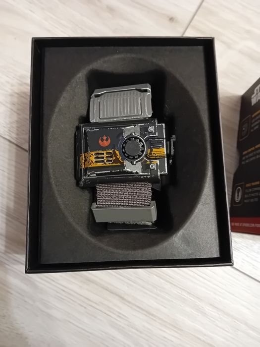 Star Wars bransoletka do sterowania robotem BB-8