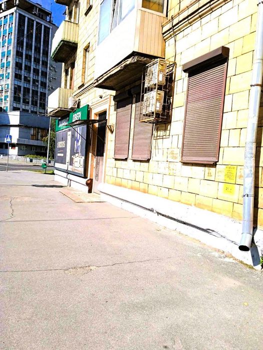 Продам офіс в центрі міста, пр. Аерокосмічний , 1 , Метро Левада, VG