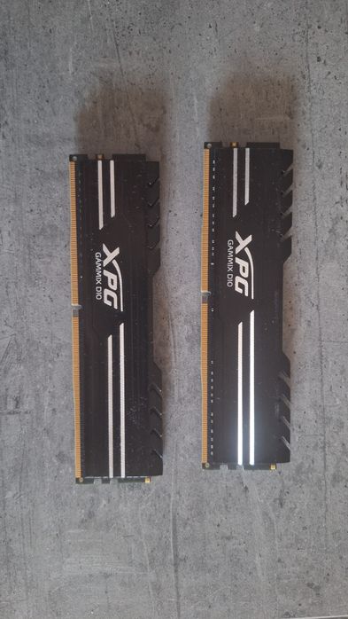 Adata Pamięć XPG GAMMIX D10 DDR4