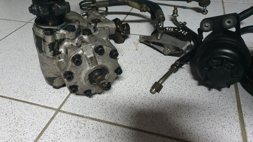 Direcção Assistida Mercedes 190d