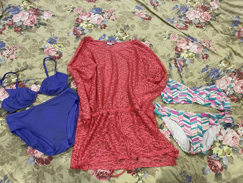 Купальники и пляжная туника лот за 150