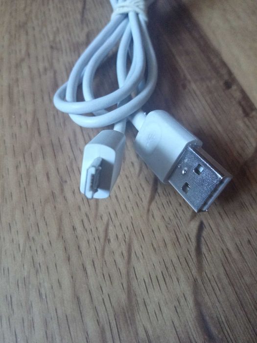 Ładowarka sieciowa Huawei  oryginał z kablem USB