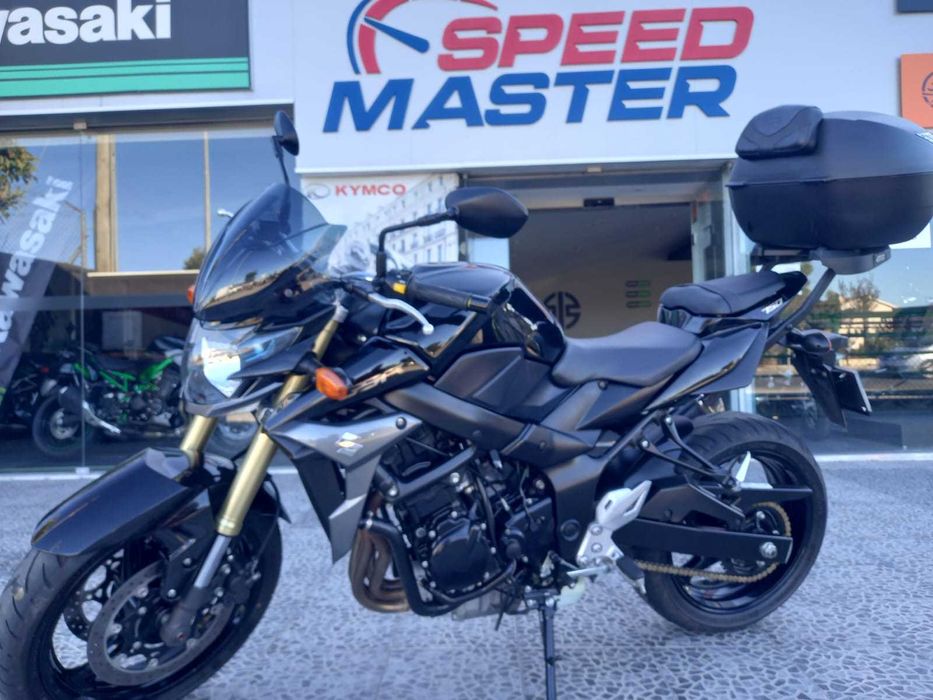 Suzuki GSR 750 78kw