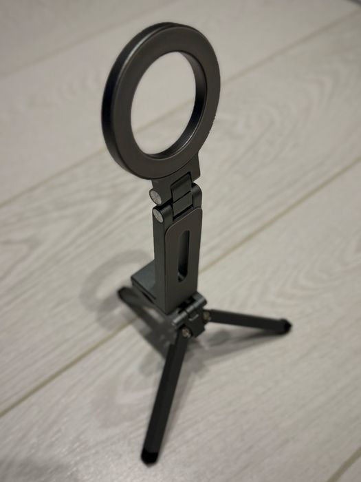 Магнітний компактний тримач/штатив з MagSafe