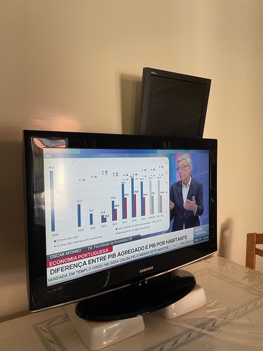 Televisão Samsung 32’ (Ver última foto)