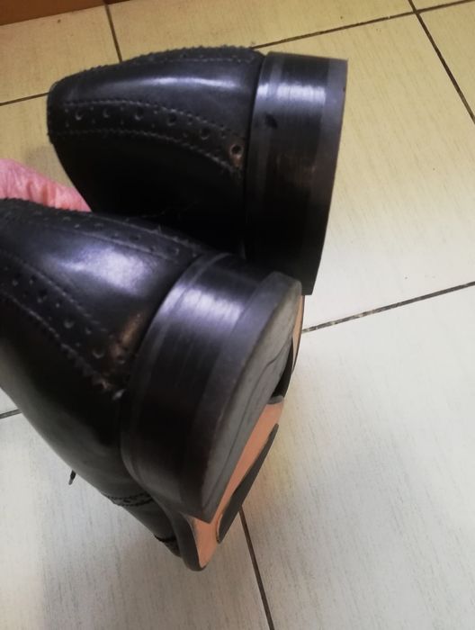Шкіряні чоловічі туфлі