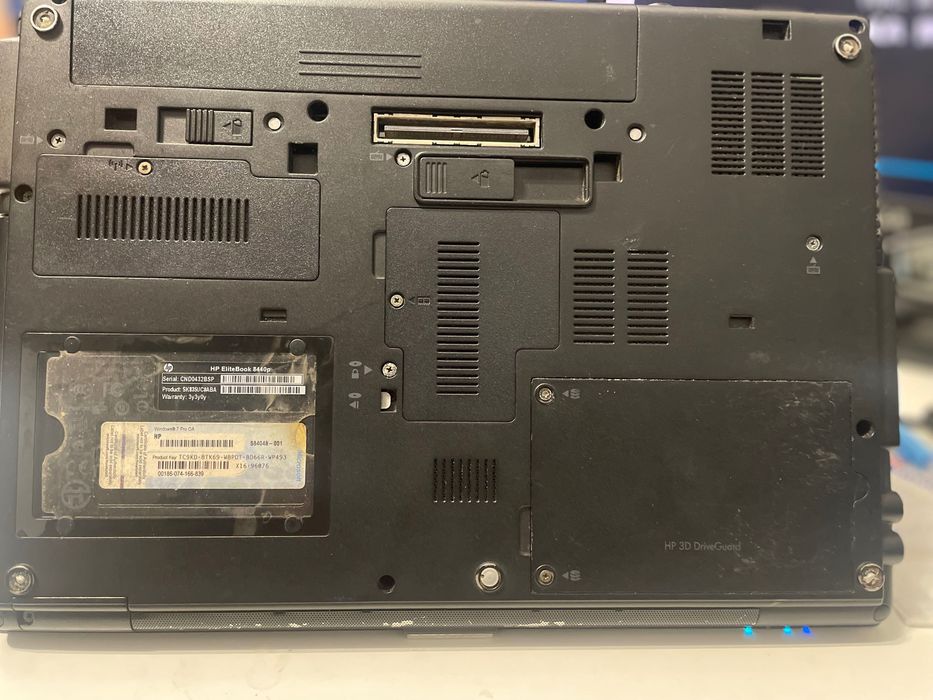 Lenovo idealpad 1 15IGL7 + Hp Elitebook 8440p and a Free mouse