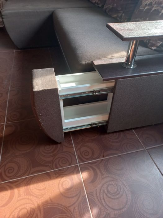 Диван розкладний вугловий