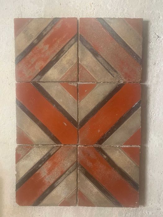 Stare płytki cementowe podłogowe