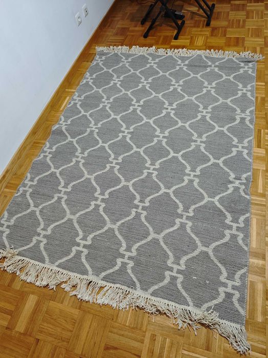 Tapete Leroy como novo dupla face 2×1.4m