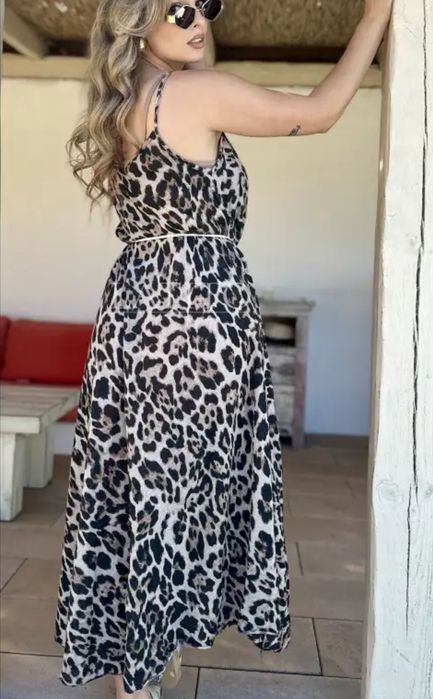 Maxi sukienka w panterkę