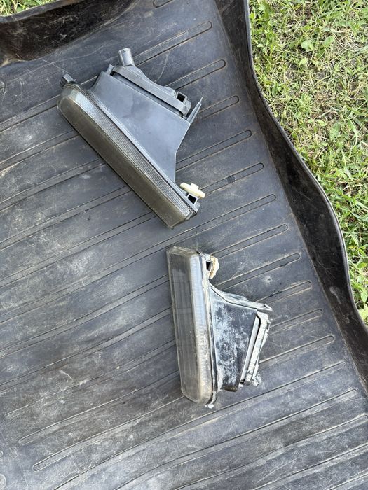 Противотуманки BMW E38