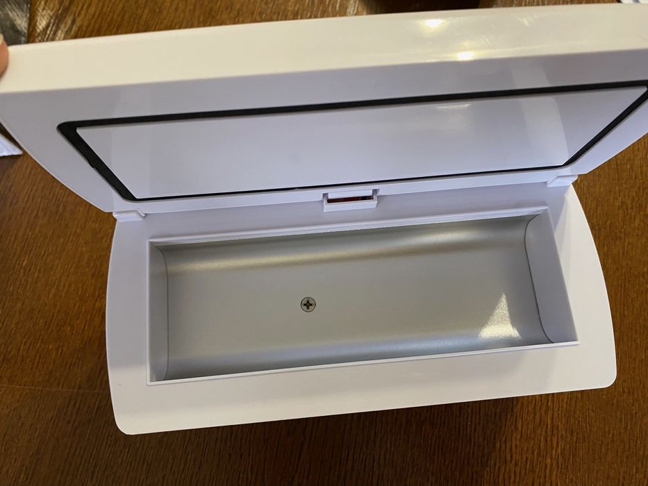 Lodówka przenośna na lekarstwa