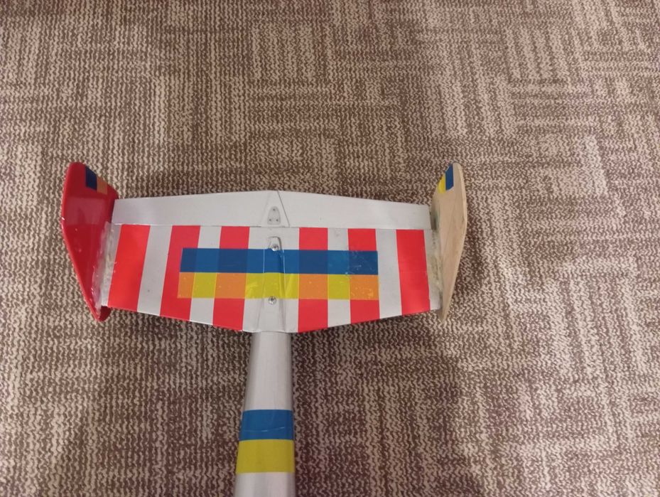 Продам модель самолёта