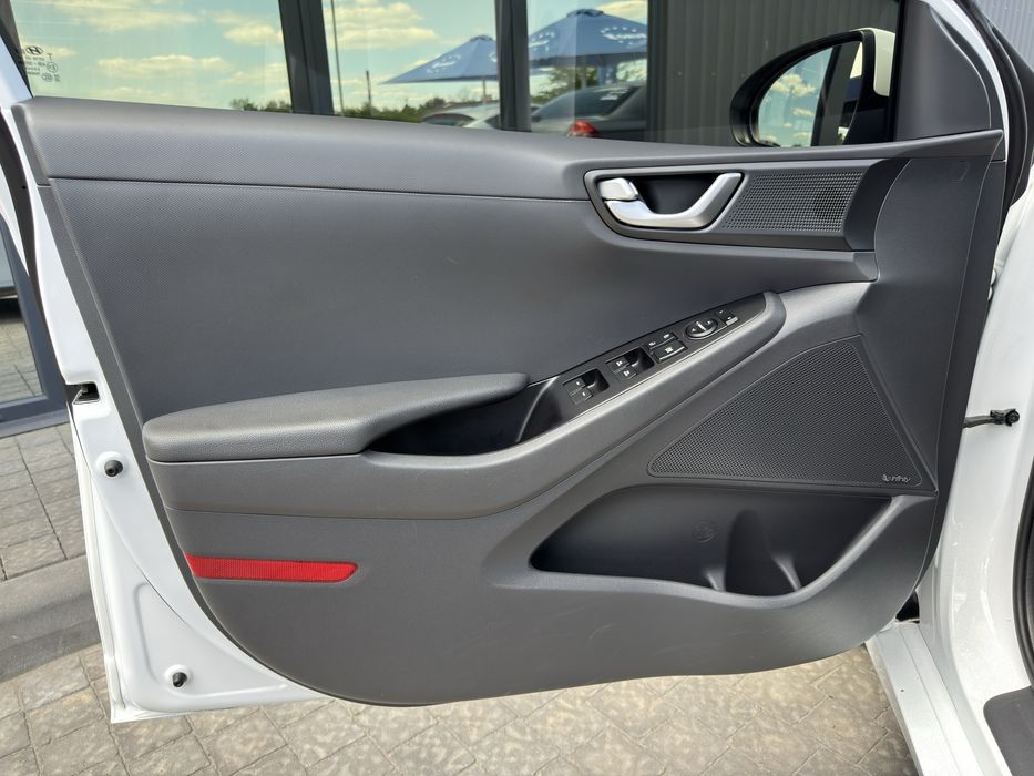 В продаже официальный Hyundai Ioniq Electric 2019