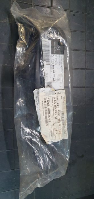 Ślizg zderzaka przód Mercedes W176 A 176 Prawy