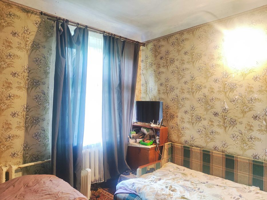 Продаж 3 кімнатної «Сталінки» на 96 Кварталі