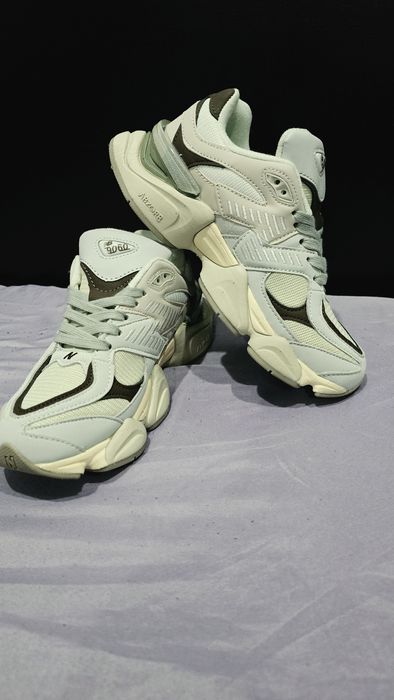 Sapatilhas tipo new  balance 9060, 39.5