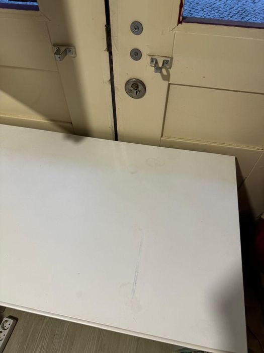 Secretaria branca IKEA