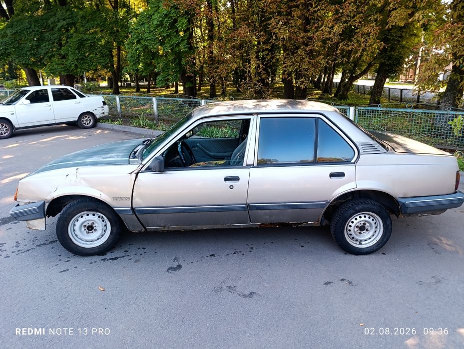 Opel Ascona 1.6i