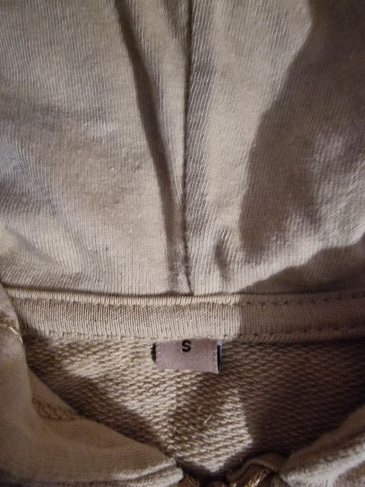 Ładna bluza beżowa na zamek kaptur rozm S