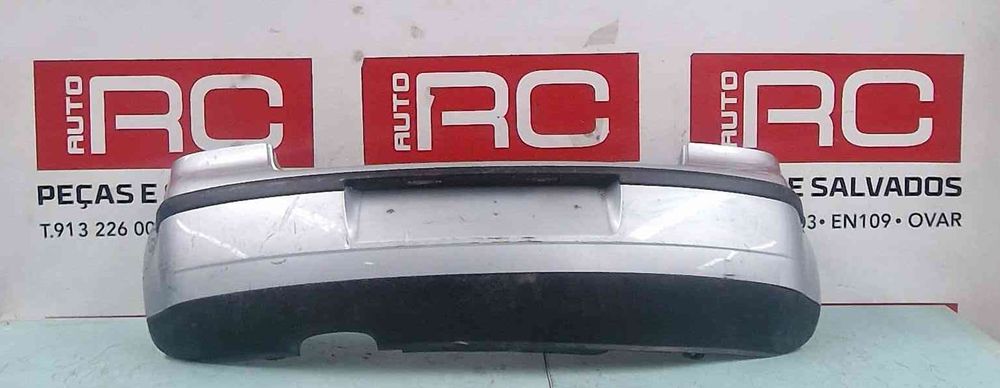 Pára-choques Trás - VW POLO IV três volumes