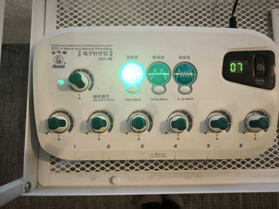 Eletroestimulador de acupuntura 6 canais Hwato SDZ II