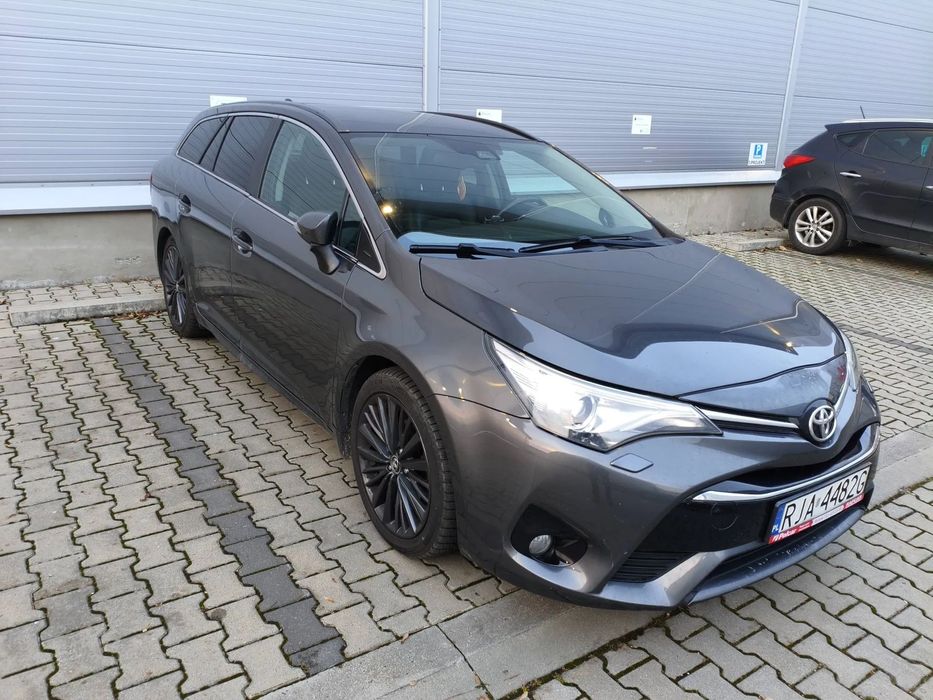 Toyota Avensis Stan BDB, NOWY LPG z 2024r, Gwarancja na skrzynię CVT!!