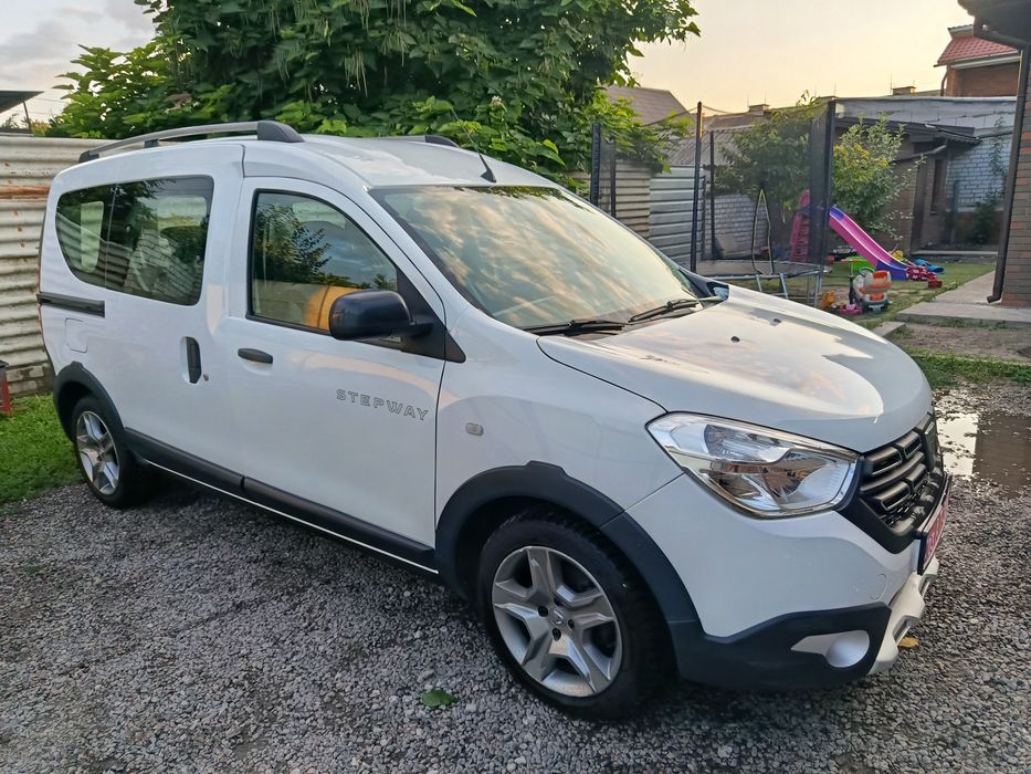 Dokker stepway 2021 рік Dacia Renault докер кенго експрес дизель