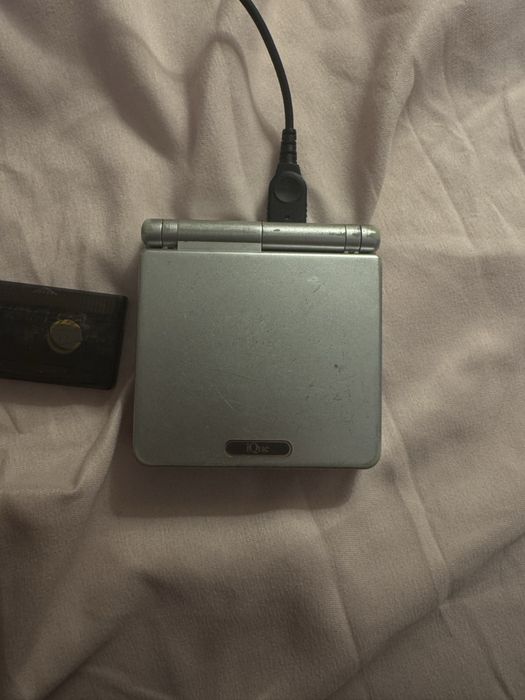 Game Boy Advance SP AGS-101 (iQue) + EZ Flash Omega + 64GB
