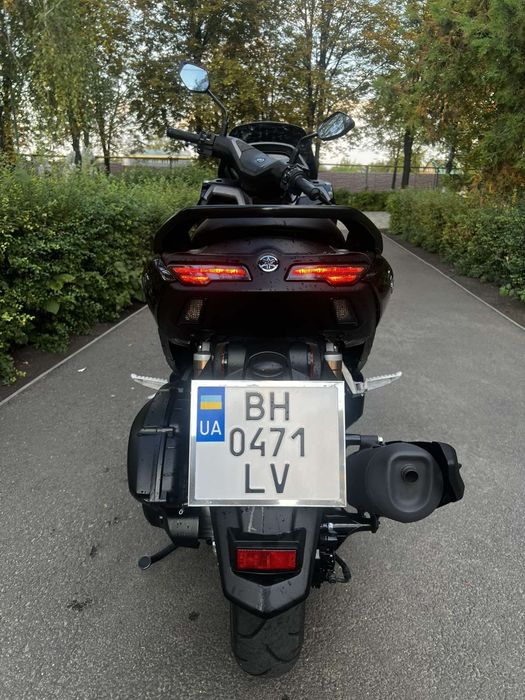 Продам yamaha nmax останній рестайлінг 26 року