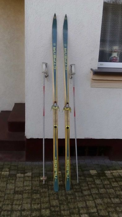 Narty biegowe drewniane