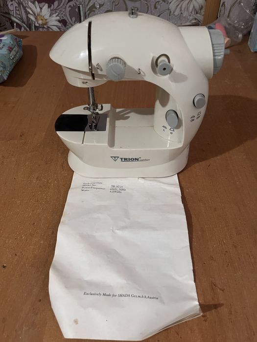 Швейная машинка мини