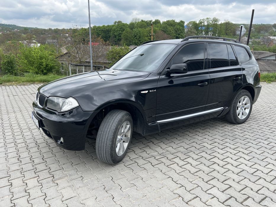 BMW X3 E83                          .