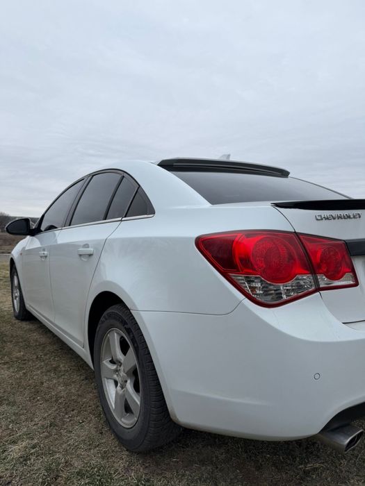 Продам Chevrolet cruze