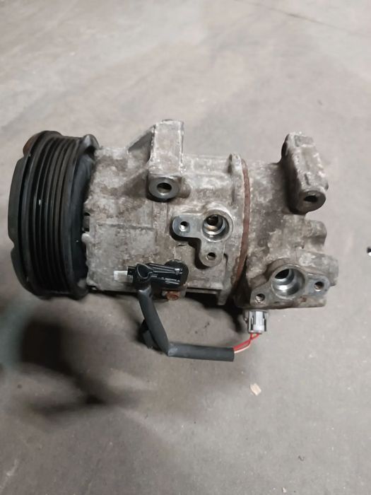 Motor arranque/alternador/compressor AC / torre - Toyota Avensis 1.8i