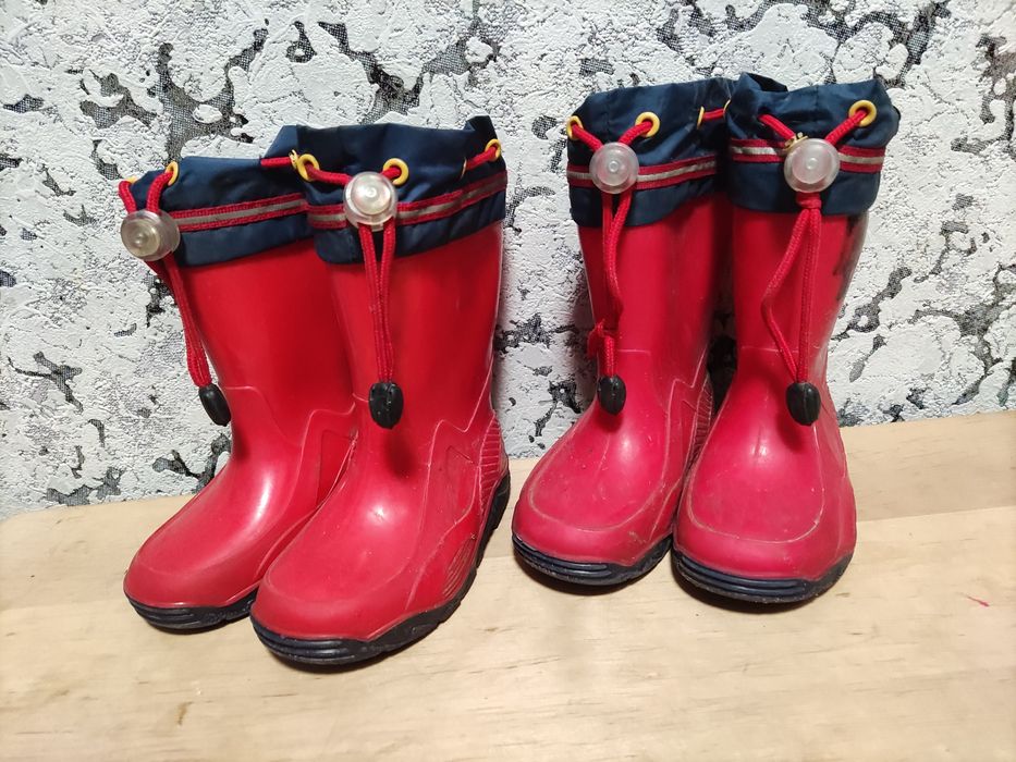 Чобітки для двійні, близнят