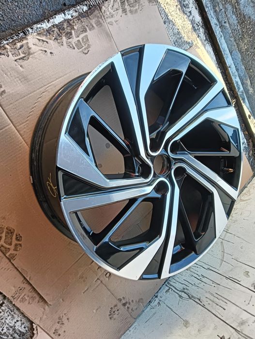 Sprzedam Oryginalna Alufelga Nissan 20" 8j ET40