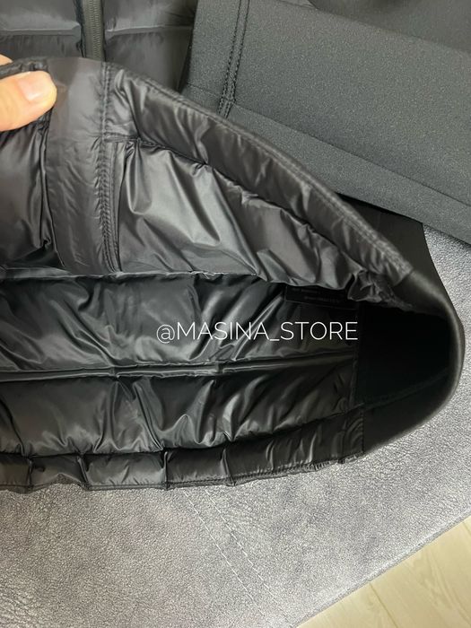 Нова куртка стьобана Zara жіноча S, M неопренові рукава оригінал чорна