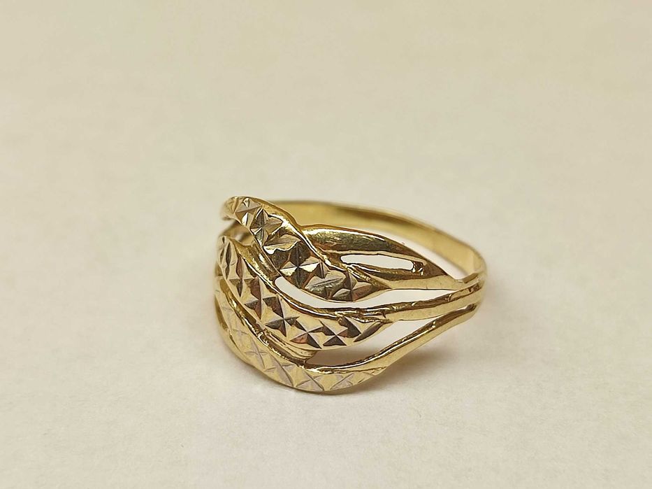 Złoty Pierścionek pr. 585 1,72g R.10 UŻYWANY