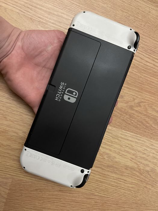 Продаю Nintendo Switch Oled 128gb