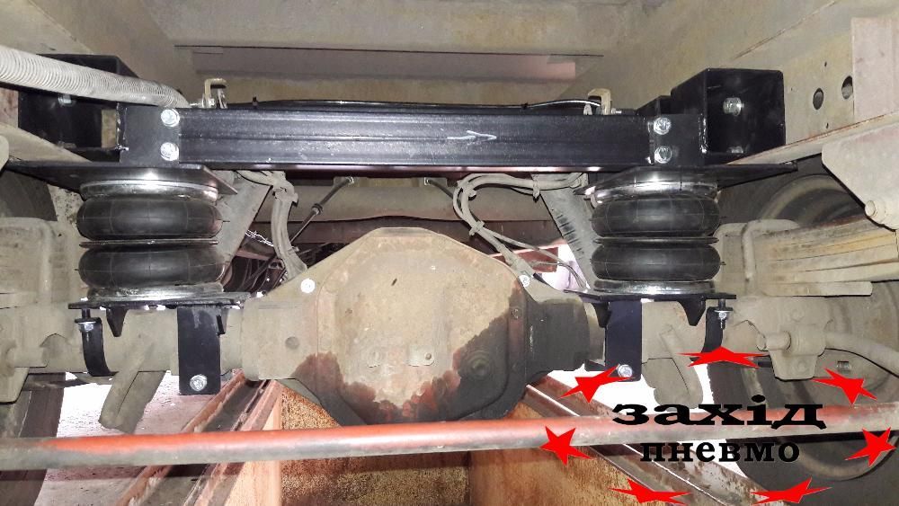 Пневмопідвіска на Iveco Daily Івеко Дейлі Пневморессори Пневмоподушка