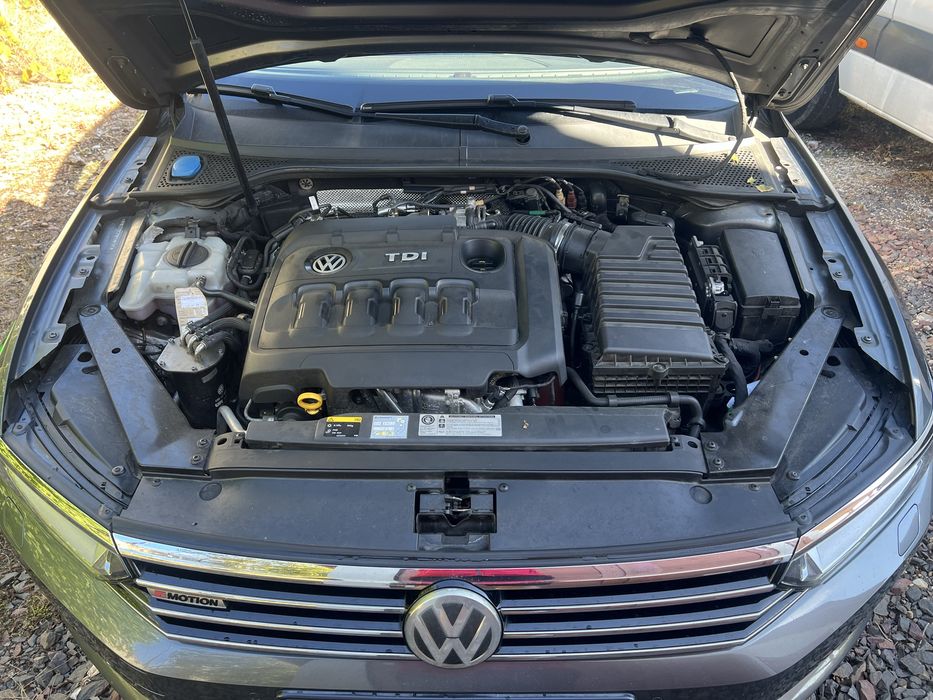Piekny Passat high line bi tdi 4 motion 240km full led el hakprywatnie