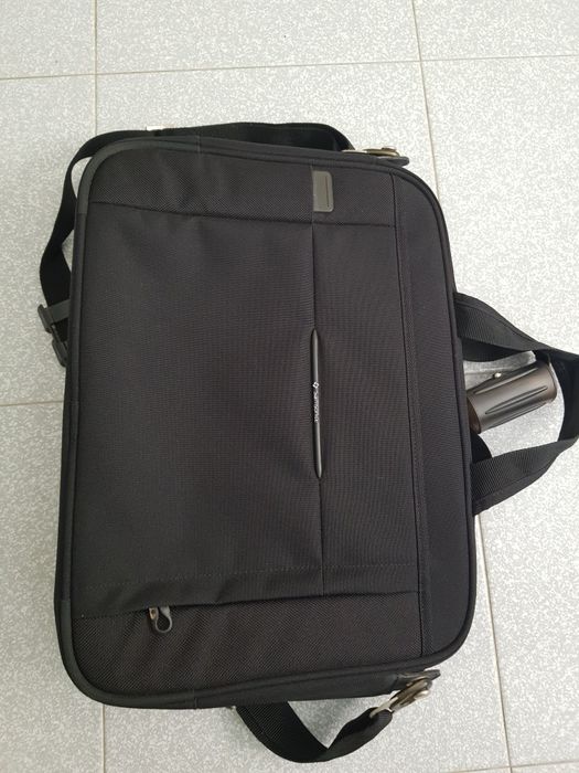 Mala para transportar computador,està nova da marca Samsonite